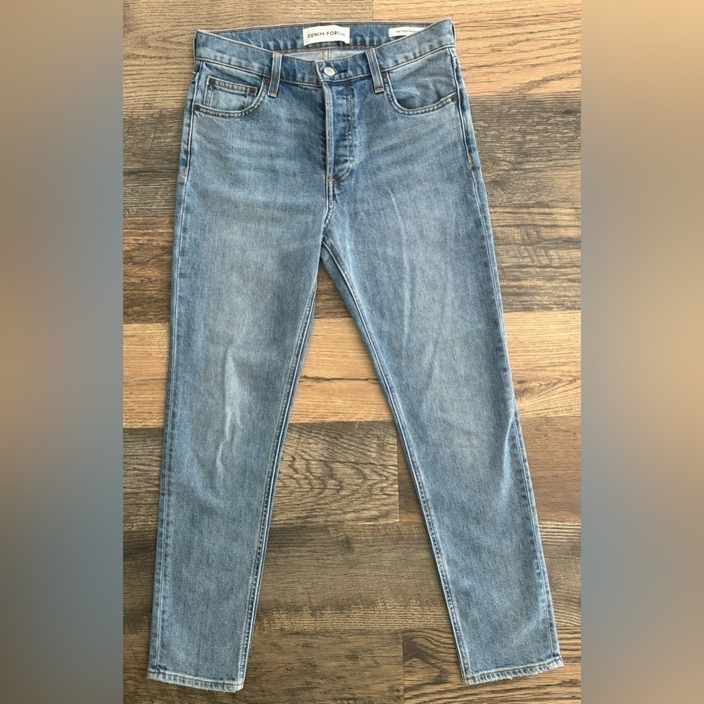 Aritzia Denim Forum Yoko Mid Rise Slim 28L Blue Jeans Organic Cotton Size 26